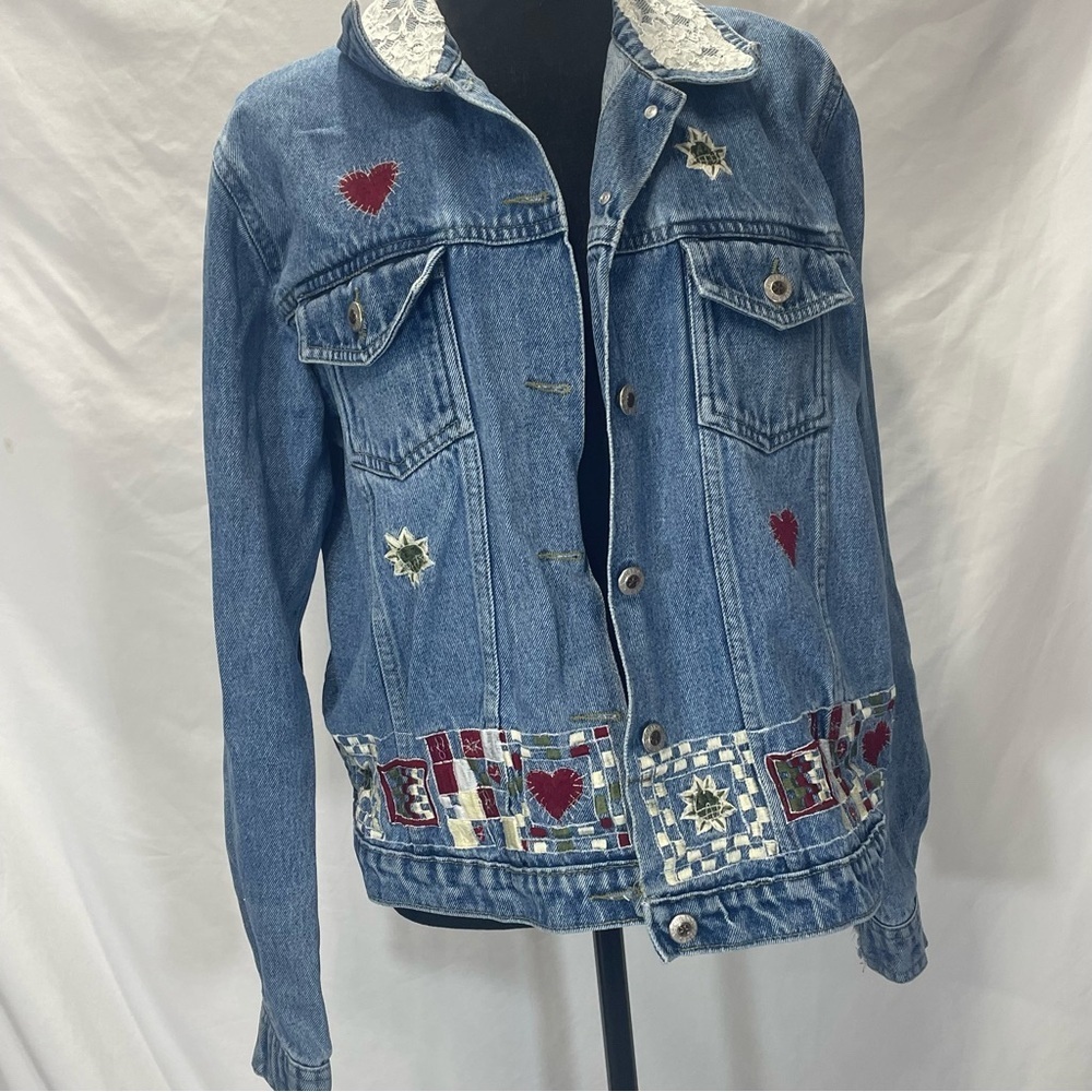 Carolina Blues Embroidered Denim Jacket Distressed. Size L. Cuff pictures-view.